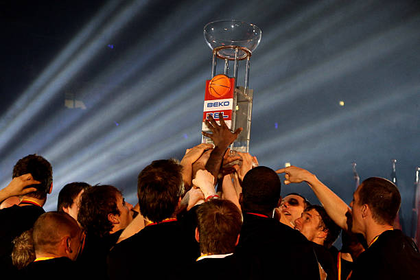 更带来了新 更带来了新